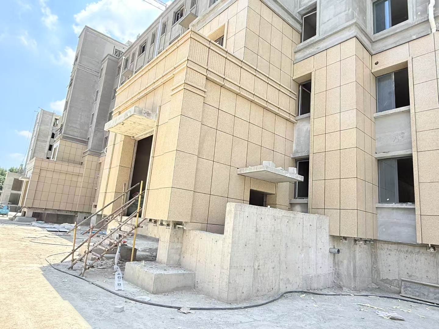 安顺 黄金麻干挂，工地实拍